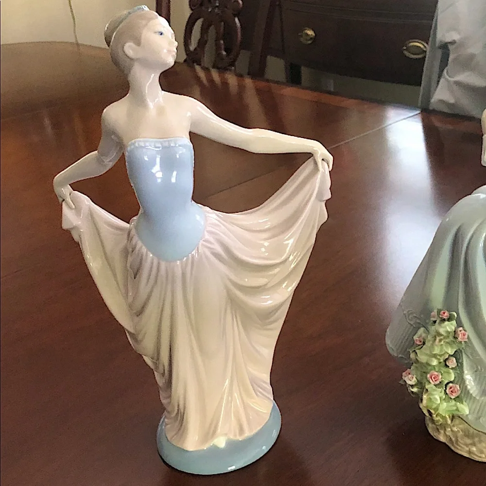 LLADRO Porcelain The Dancer Ballerina Woman Figurine Sculpture - Picture 3 of 3